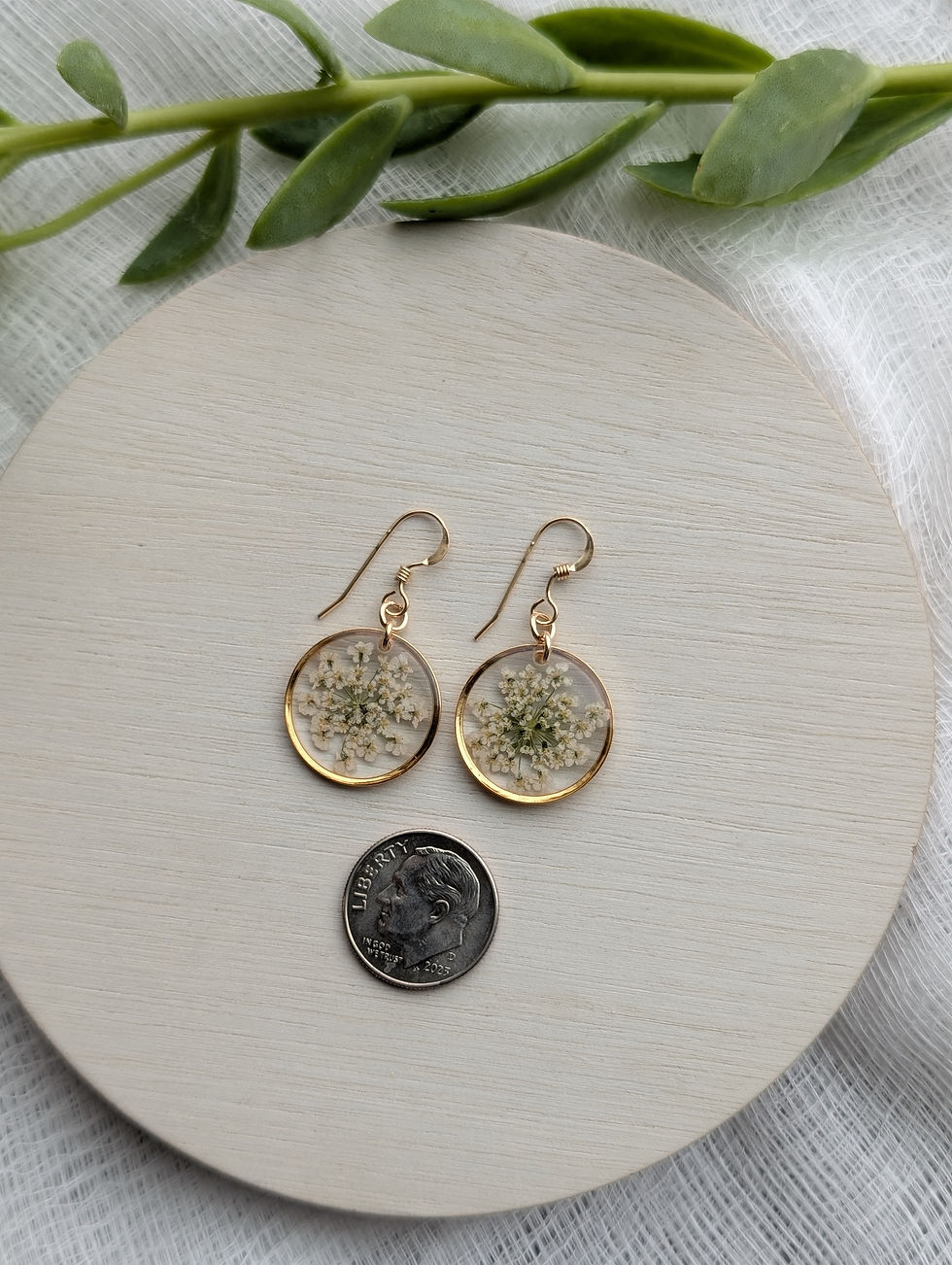 Thumbnail: Simple Lace Flower Earrings