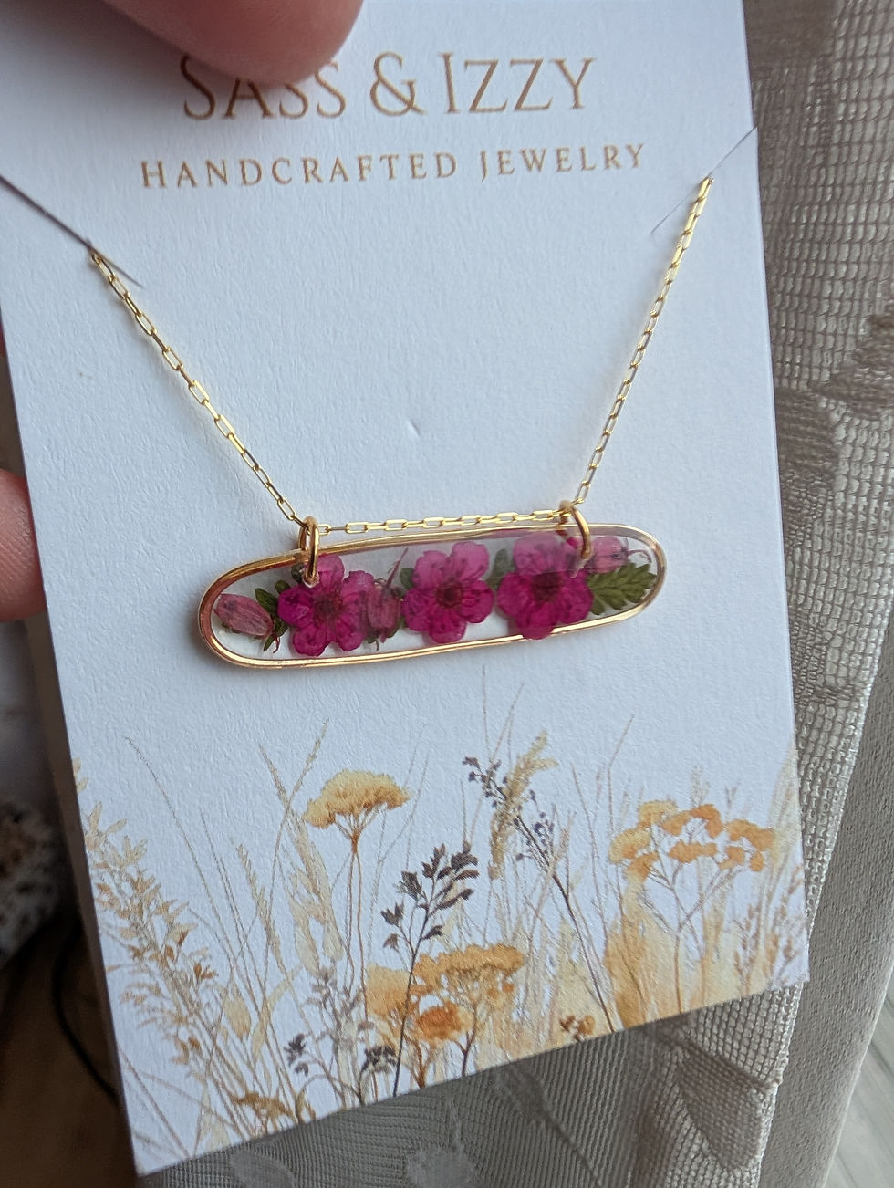 Thumbnail: Vibrant Fuchsia Necklace