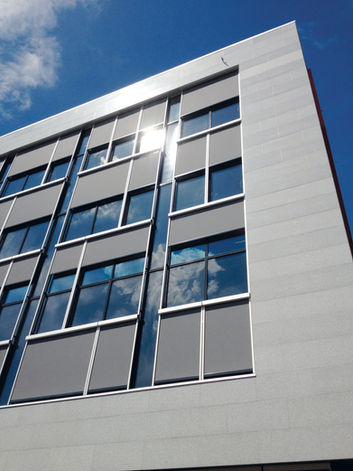 Außenliegende Raffstores von Wiederspan