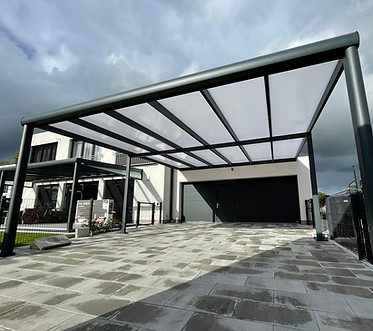4 Carport.JPG