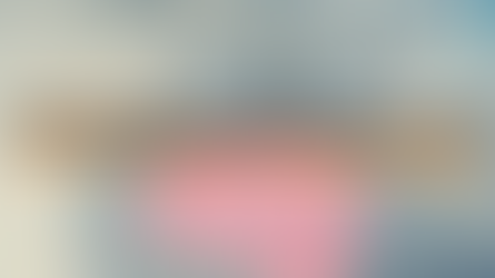 Portada del blog “Mi Top 3 de Libros para Reiniciar tu Mente”. Imagen con un cerebro ilustrado en tonos rosados y flechas azules que representan conexiones neuronales, detrás un círculo dividido en tres partes simbolizando el ciclo Conciencia → Método → Acción. En la parte superior, una persona aparece saltando al vacío sobre un fondo de cielo nublado, transmitiendo la idea de audacia y transformación.