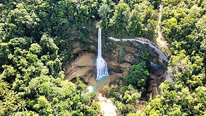 arial shot of Can-Umantad falls