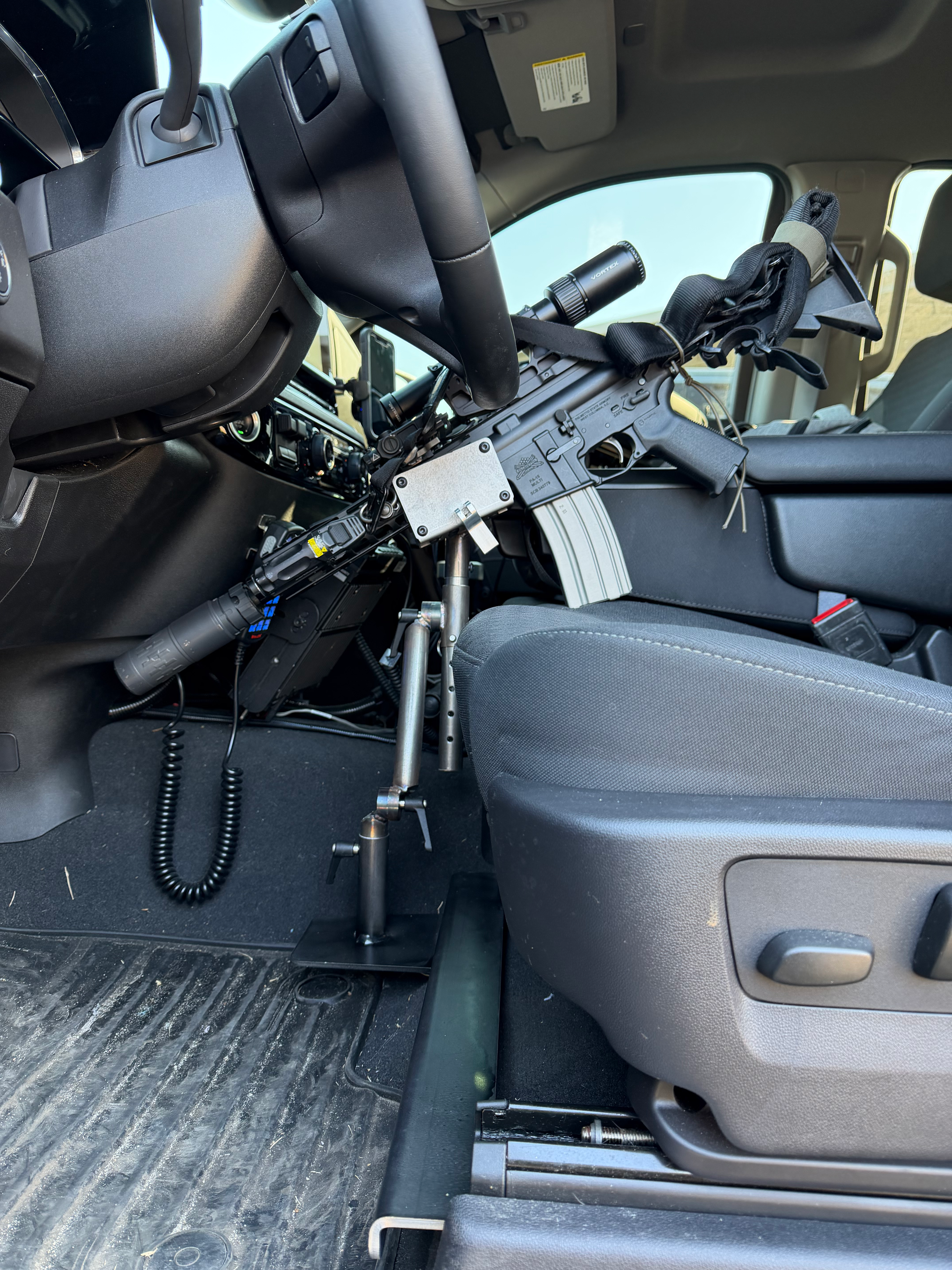 StandA.R.D. Vehicle Rifle Mount