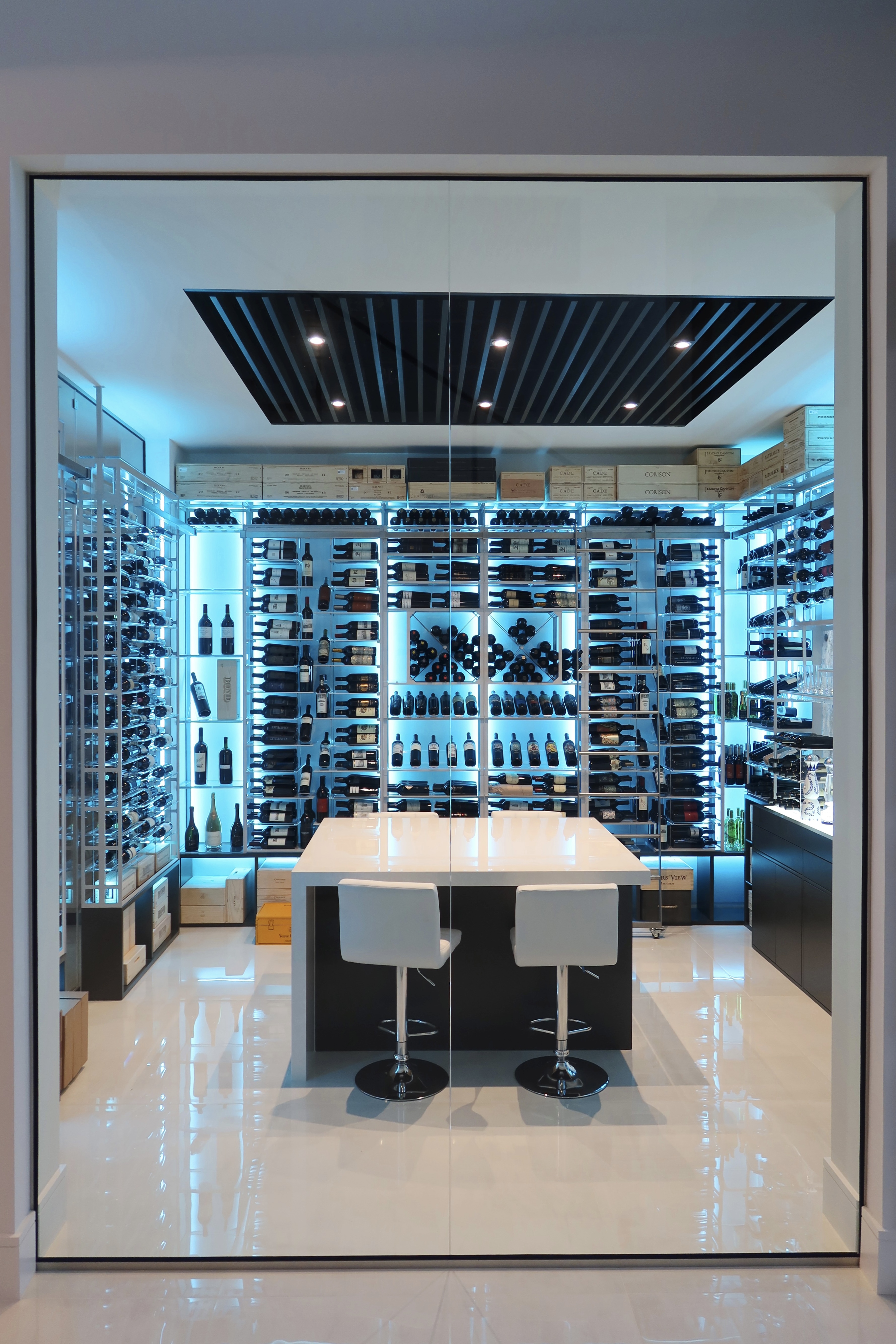 North Palm Beach custom wine wall FL – Dragon Cellars