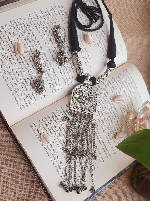 Thumbnail: Phool Silver-Colour Necklace with Marathi Nath-Inspired Earrings