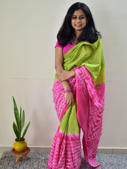 Sadagi Tie & Dye Shibori Print Mulmul Cotton Saree
