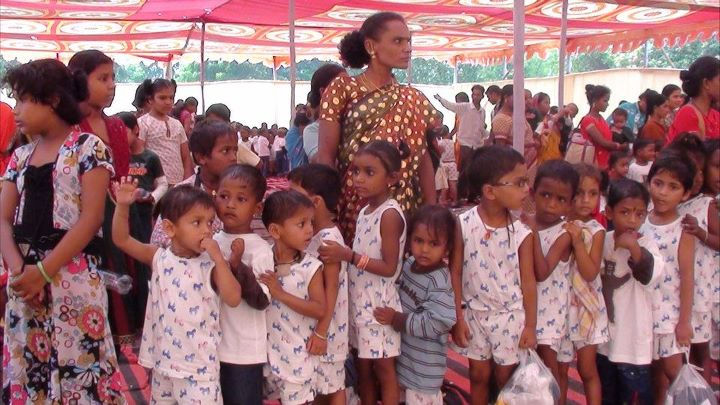 Train platform orphans - India
