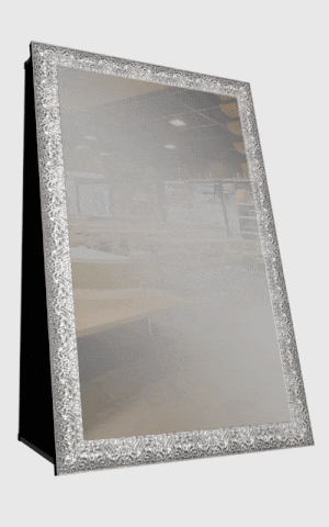 Magical_Selfie_Mirror-Mirror-Me-Booth_Vi