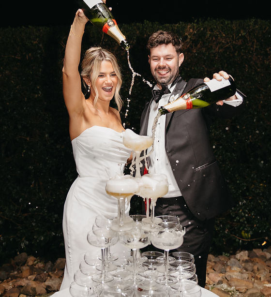 Dani + James - Sneak Peeks-154.jpg