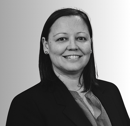 Alanna Headshot 3.png