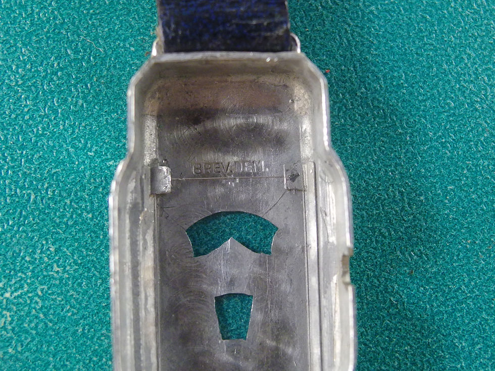 Miniatura: 4243 ORIGINAL VINTAGE EARLY DIGITAL JUMPING HOUR WRIST WATCH FOR LADIES C.1930