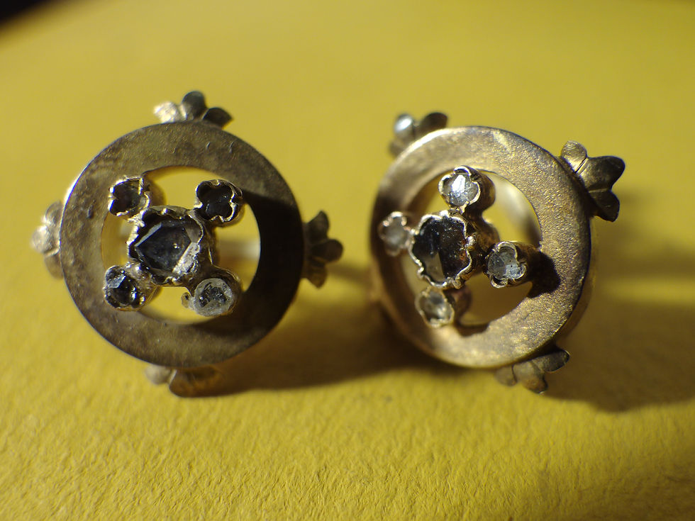 Miniatura: 4530 ORIGINAL VICTORIAN 18K GOLD & NATURAL DIAMONDS EARRINGS, CIRCA 1890