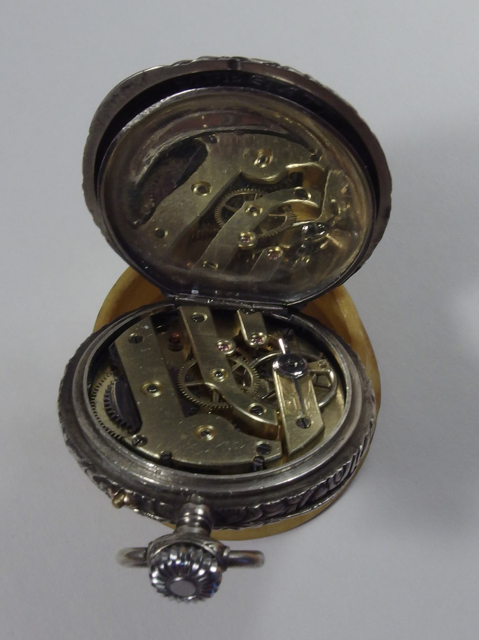 Miniatura: PATEK PHILIPPE & CO GENEVA St. GEORGE AND THE DRAGON - 1883