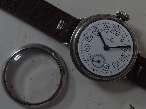 4520 ANTIQUE WWI OMEGA TRENCH WATCH, RARE SCREW ON BEZEL & CABRIOLET MOV, C.1917