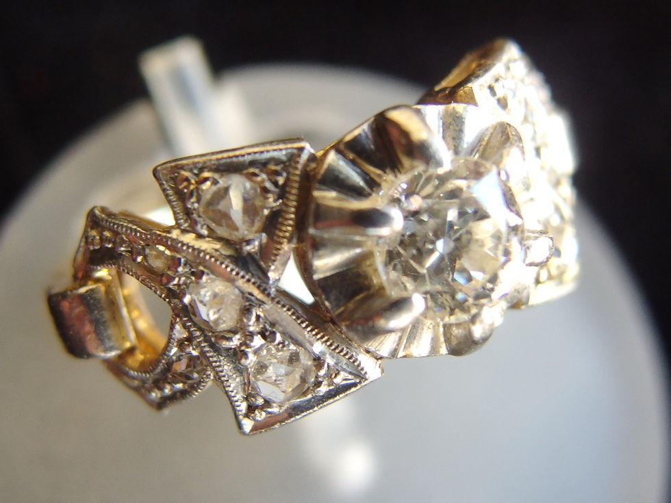 Miniatura: 4478 ORIGINAL ART DECO RING IN 18K GOLD, PLATINUM AND NATURAL DIAMONDS, C. 1920