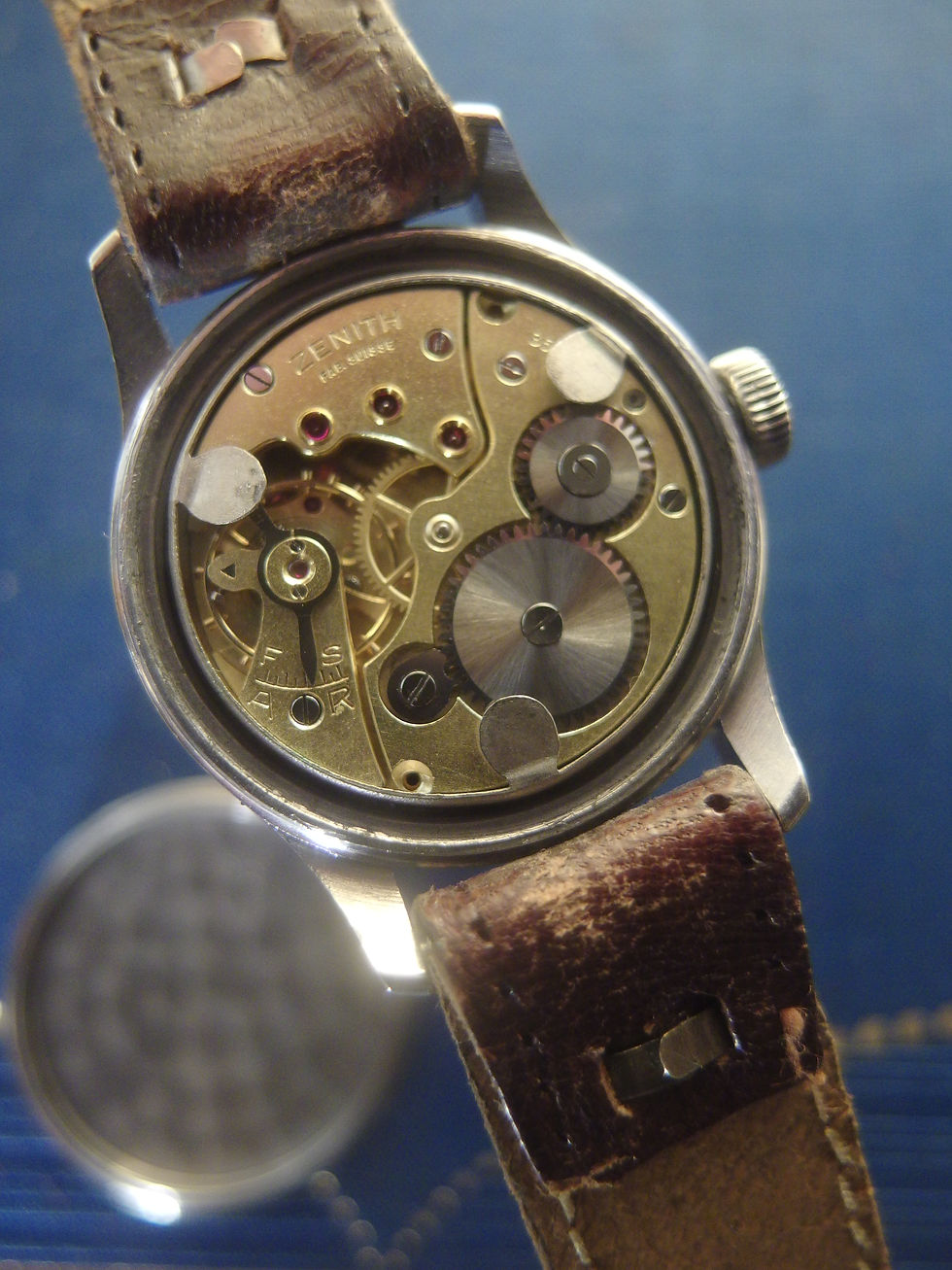 Miniatura: 4359 ORIGINAL VINTAGE ZENITH WWII MILITARY WRIST WATCH, CIRCA 1945 CAL 106