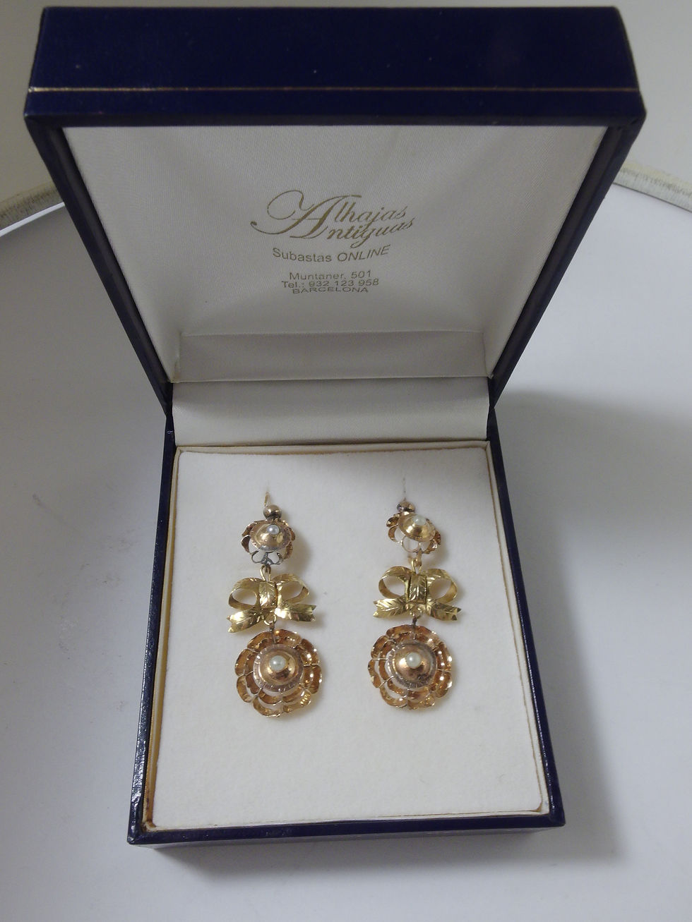 Miniatura: 3753 ANTIQUE 22K GEORGIAN IBERIAN EARRINGS NATURAL PEARL & BOW DANGLING, C. 1780