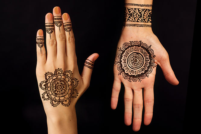Henna Hands