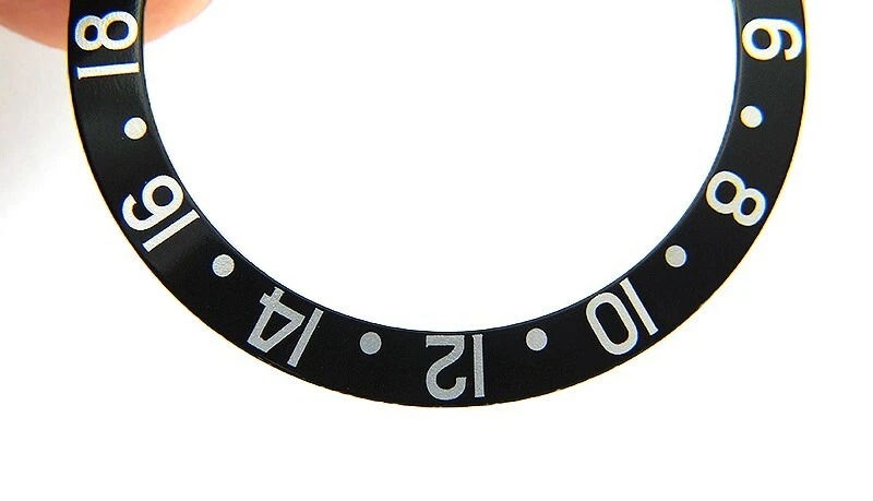Thumbnail: Vintage Genuine Rolex GMT-MASTER 1675 16750 Serif Fat Font Black Bezel Insert