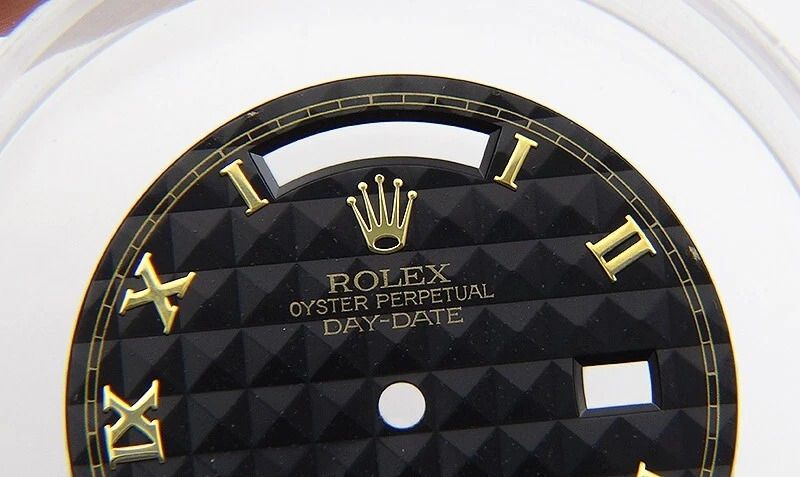 Thumbnail: Genuine Rolex Day Date 36mm 18038 18238 Black & Yellow Gold Roman Pyramid Dial