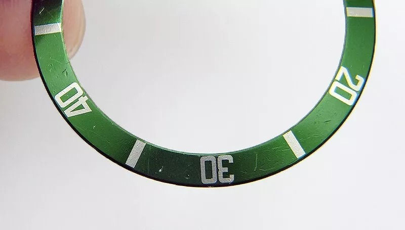 Thumbnail: Genuine Rolex Submariner Kermit 16610LV Pointed 4 Faded Green Watch Bezel Insert