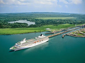 Panama Canal Cruise Ship Image.jpg