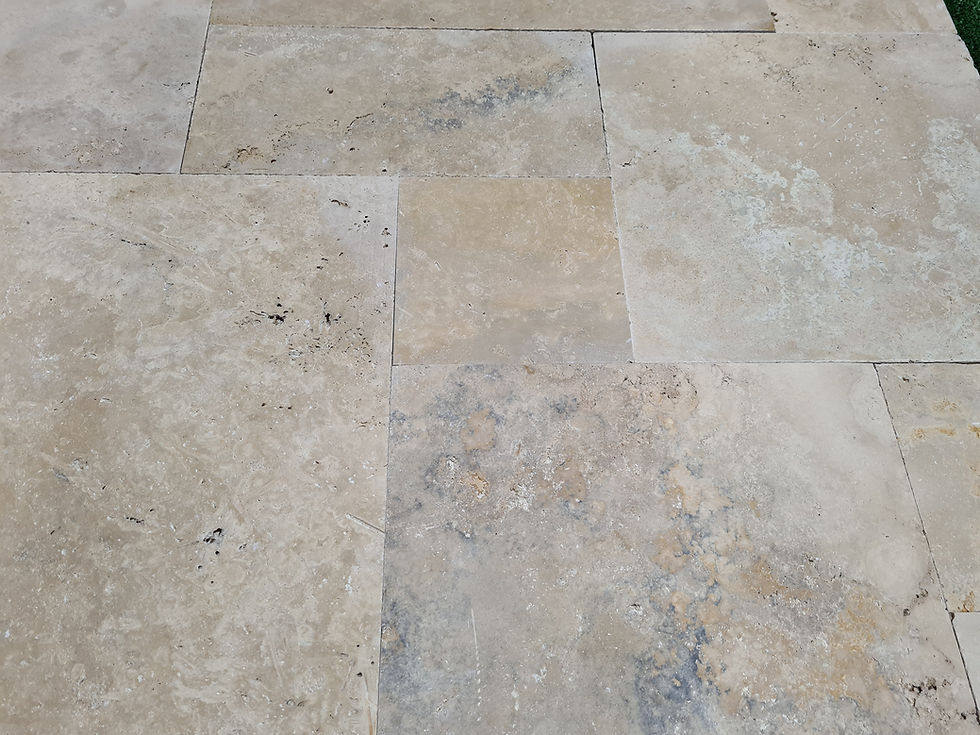 Thumbnail: Country Classic | Travertine Pavers