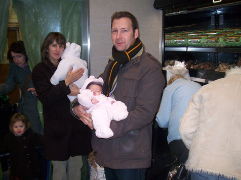The macaulay family at the opening of the fruit basket