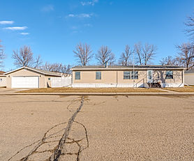 DOUBLEWIDE WITH DOUBLE GARAGE IN NORTHEAST BISMARCK!