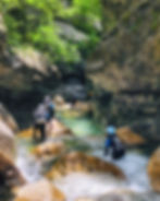 Groupe en canyoning à Saint-Lary