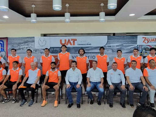 Rector de la UAT presenta oficialmente al equipo Correcaminos para el Torneo Apertura 2025 de la Liga de Expansión.