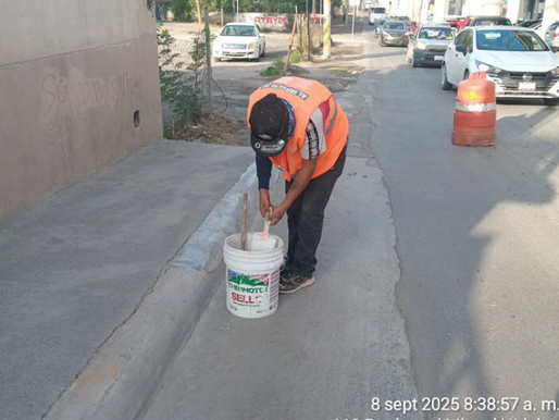 Mantenimiento y limpieza en avenidas principales en Reynosa..