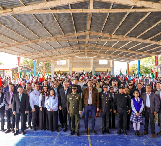 Conmemoró escuela Escudo Nacional el Día de la Bandera con Alcalde de Reynosa..