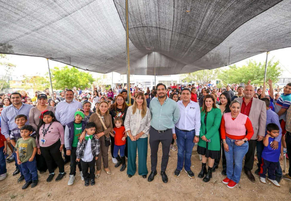 Se reunieron colonos de Caracoles por invitación del Alcalde Carlos Peña Ortiz Para disfrutar juntos de una alegre Posada del Bienestar..