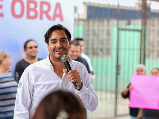 Construye Gobierno de Carlos Peña Ortiz nueva plaza pública en Jarachina Sur.