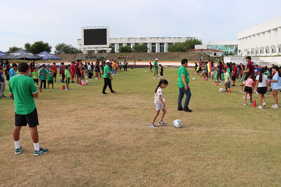 Continúa Campamento en Polideportivo Reynosa Con el objetivo de promover la actividad física y ofrecer alternativas de recreación durante el periodo vacacional.
