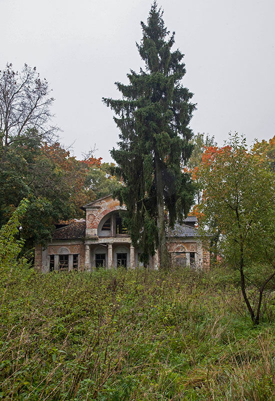 Lyakhovo