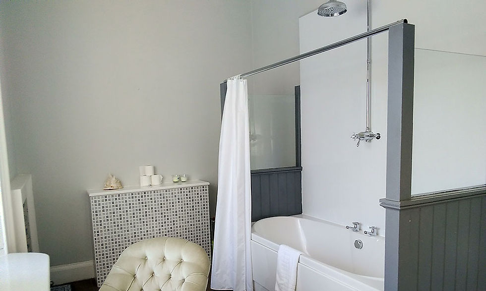 Edinburgh Mansion Bathroom