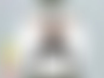 ✨ Utkata Konasana (उत्कटकोणासन) - La Posture de la Déesse ✨