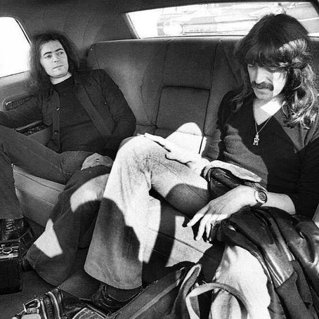 Deep Purple: ai là Hiệp sĩ bóng đêm của Rock n Roll?