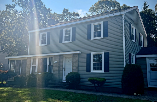 Vinyl siding installation by Elite Renovation Rhode Island