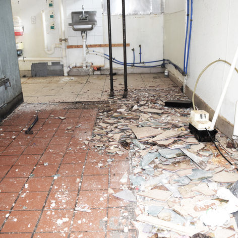 The Nitro Bar Thames Street commercial kitchen renovation - Before image