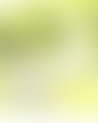 Un cerf immense, blanc comme le givre, passe à côté de Linwë.