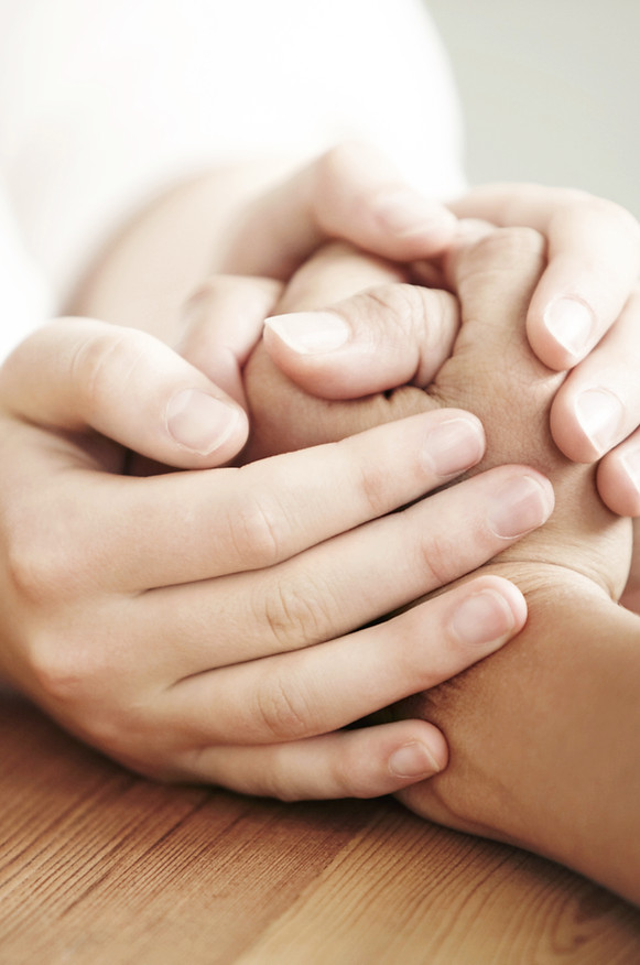 trzymając się za ręce