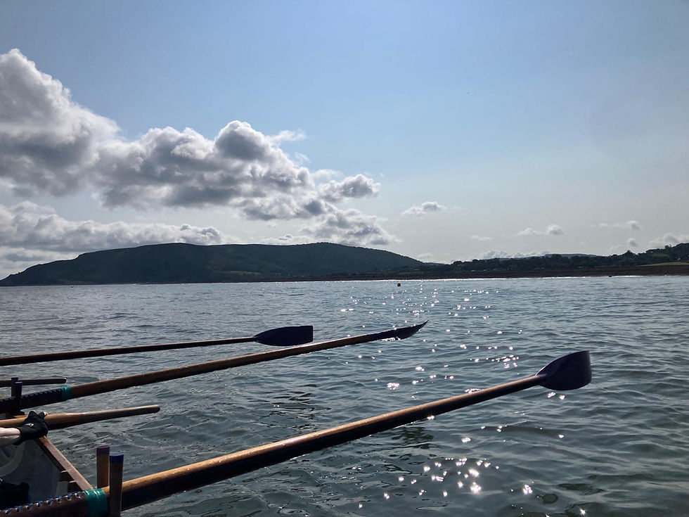 Social Available tide 