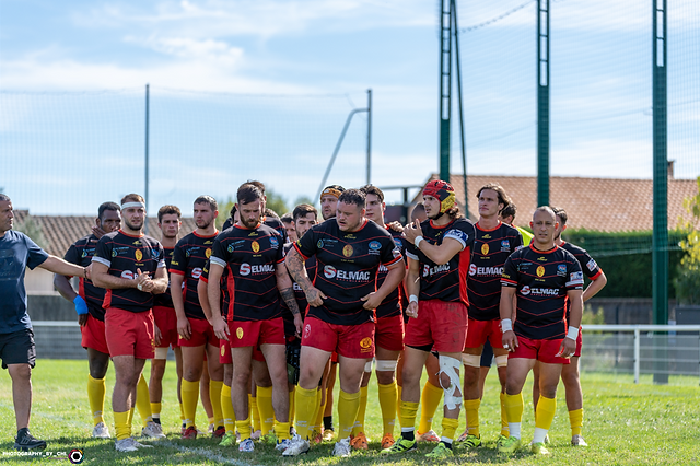 Préparation avant match séniors, Etoile Sportive Montilienne
