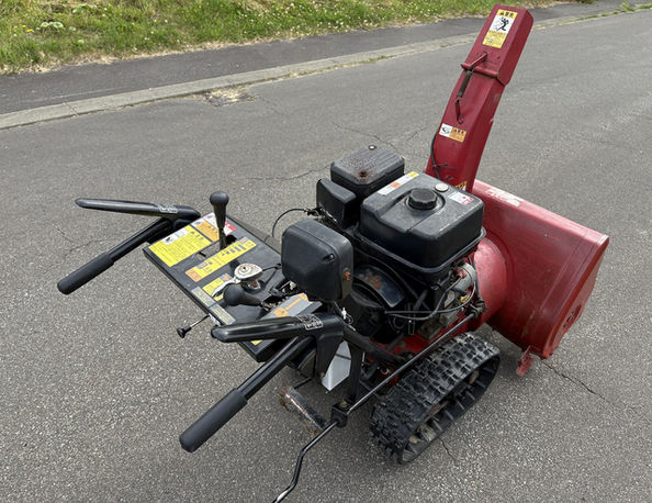 中古除雪機　フジイ　S708　右斜め後ろ