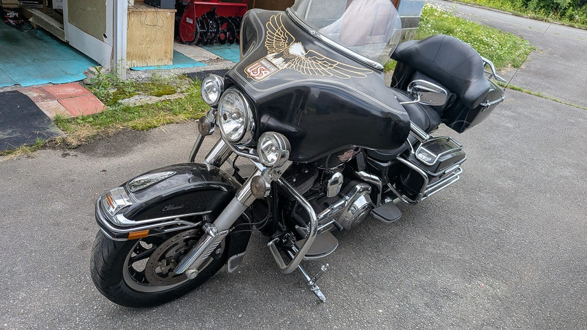 中古バイク ハーレーダビッドソン FLHTC1580 左フロント