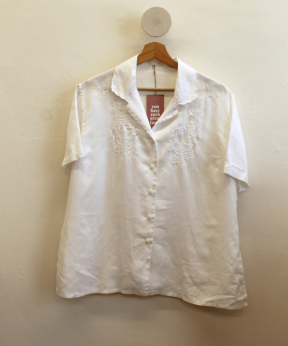 Thumbnail: 90s Vintage Embroidered Linen Blouse - (EU46-48)