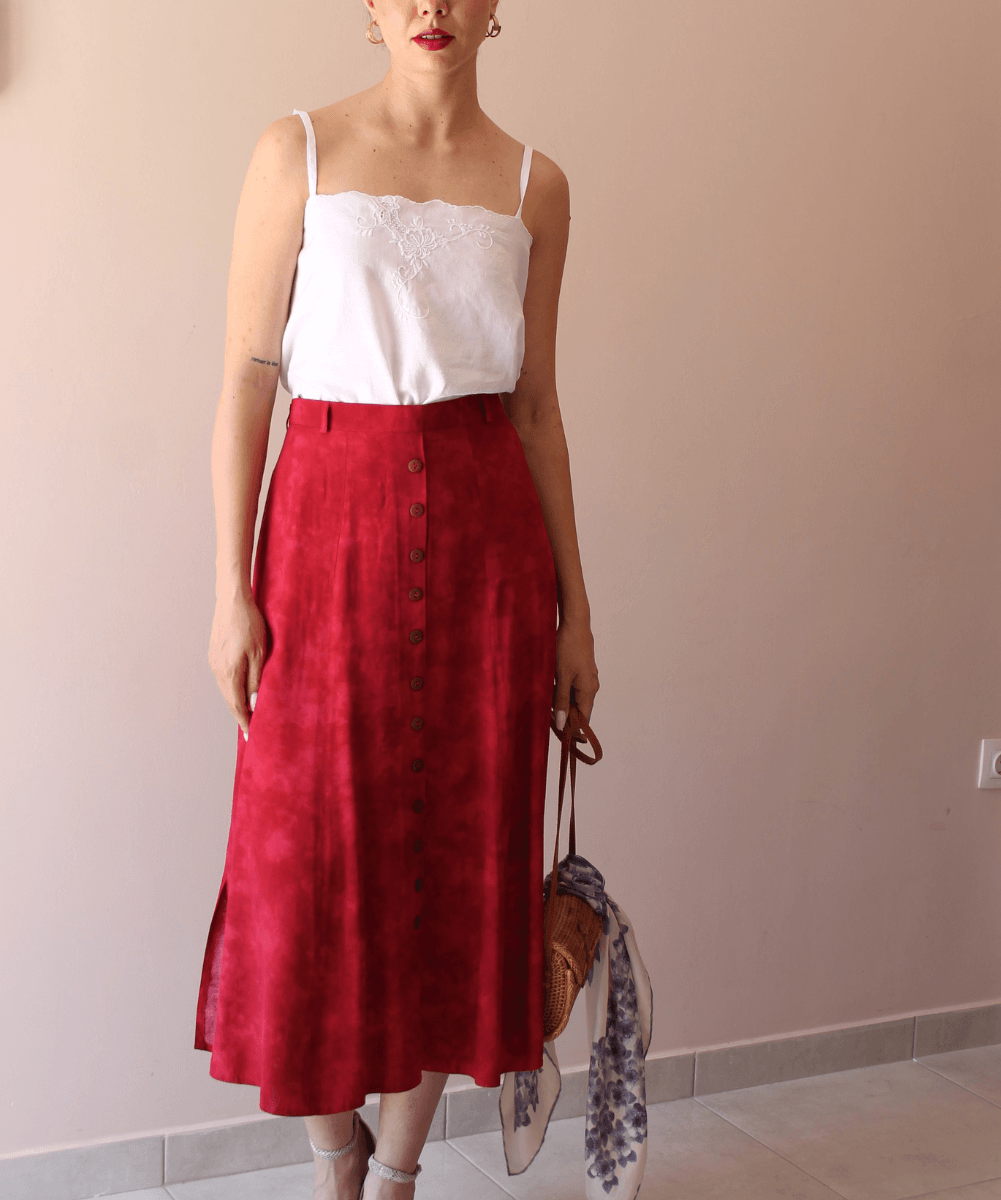 90s Vintage Pleated Skirt in Cherry Red - (EU44)